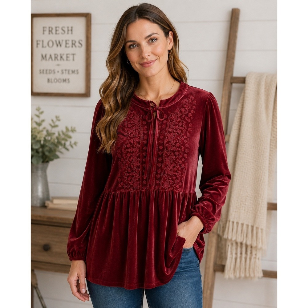 The Pioneer Woman Burgundy Velvet Embroidered Tunic Top Womens Medium Boho